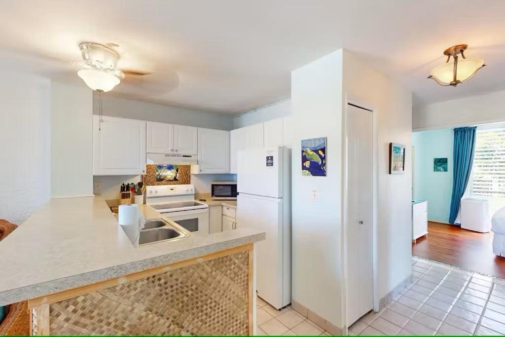 Cozy 1 Bdrm Condo At Ali'I Villas Кайлуа Кона Екстериор снимка